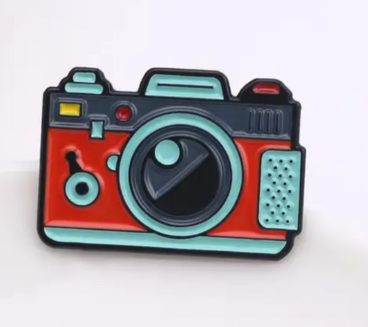 Retro camera enamel pin badge