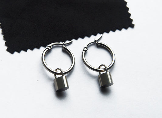 Stainless steel padlock hoop earrings