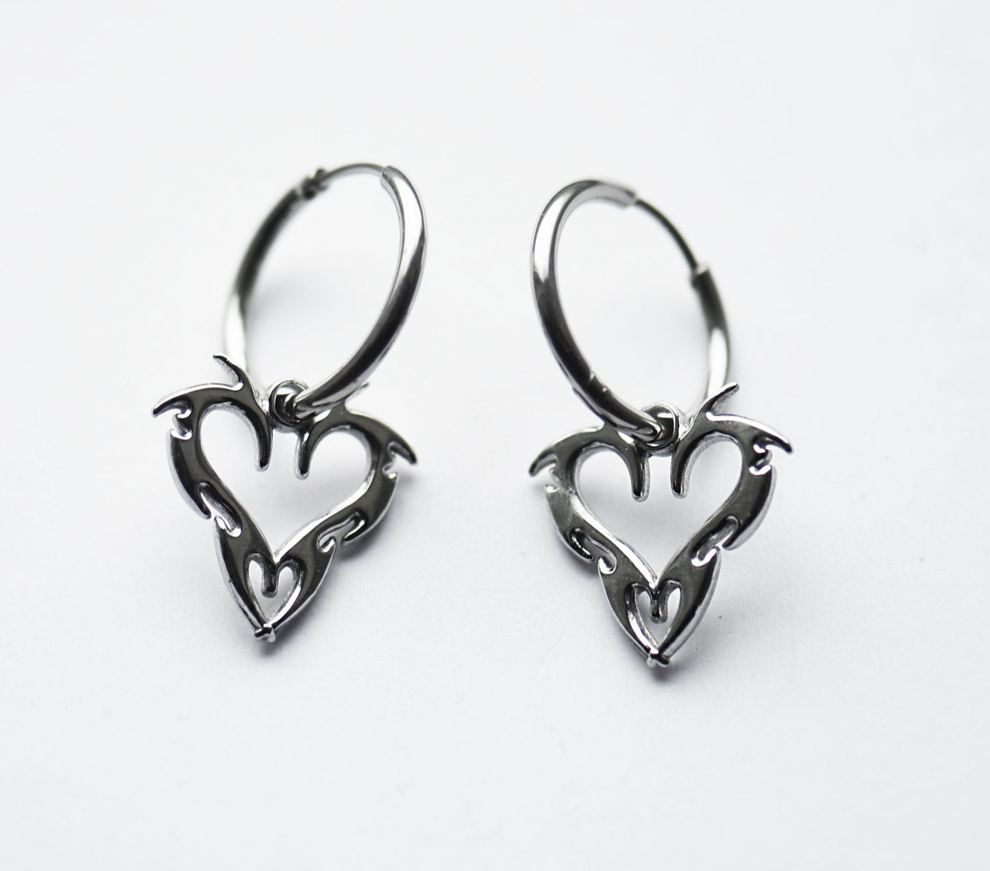 Stainless steel gothic heart earrings