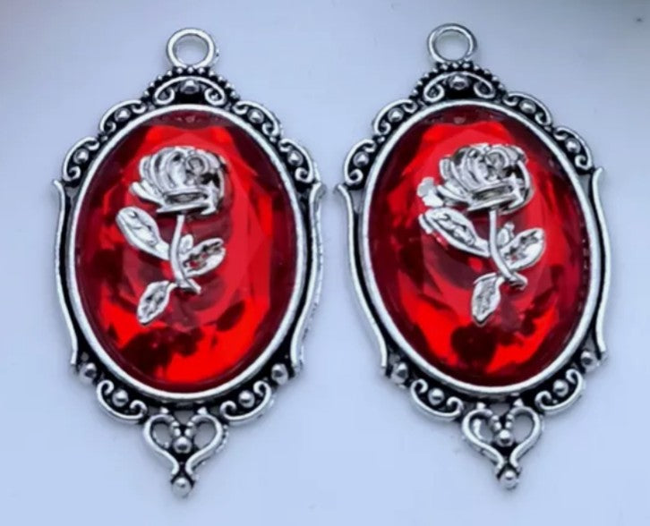 Gothic red and silver rose pendant 2pk