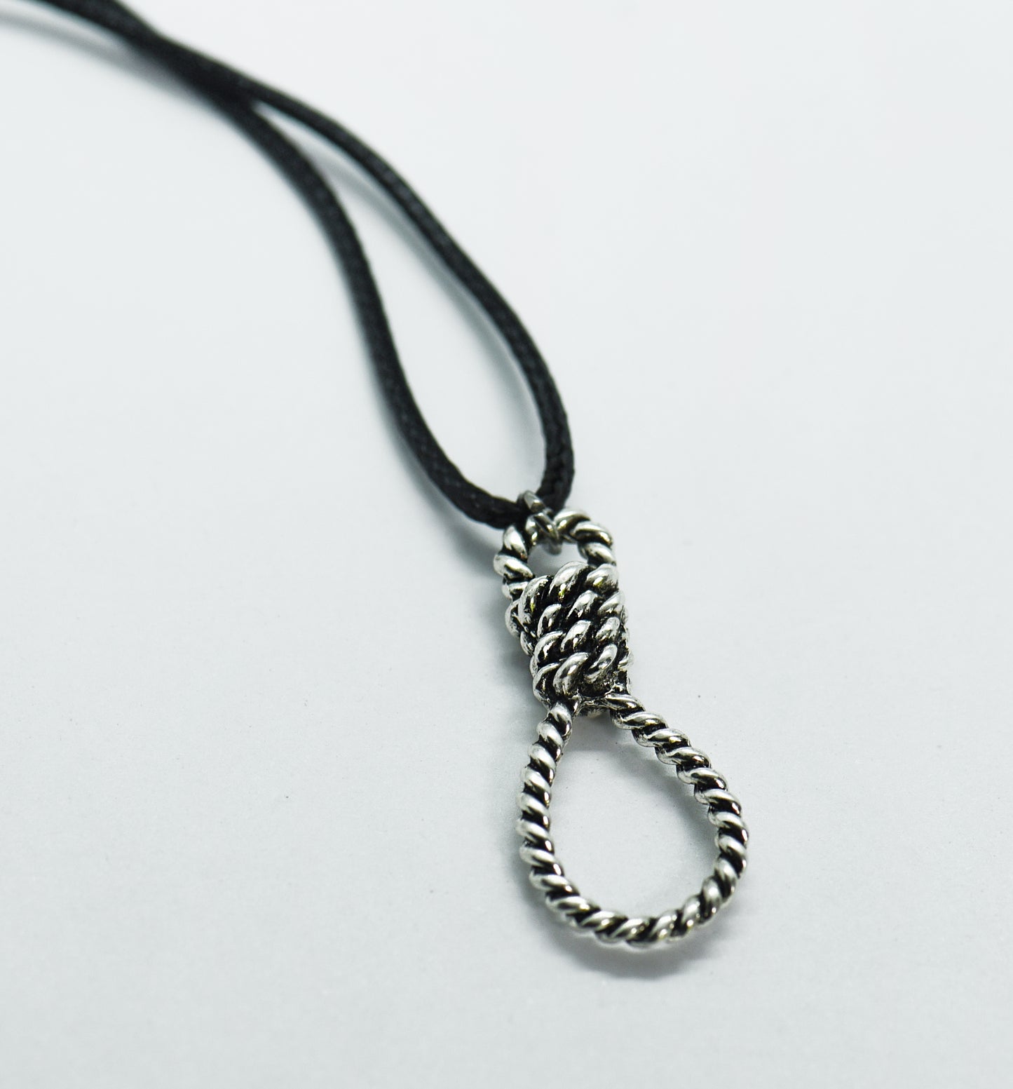 Hangmans noose necklace